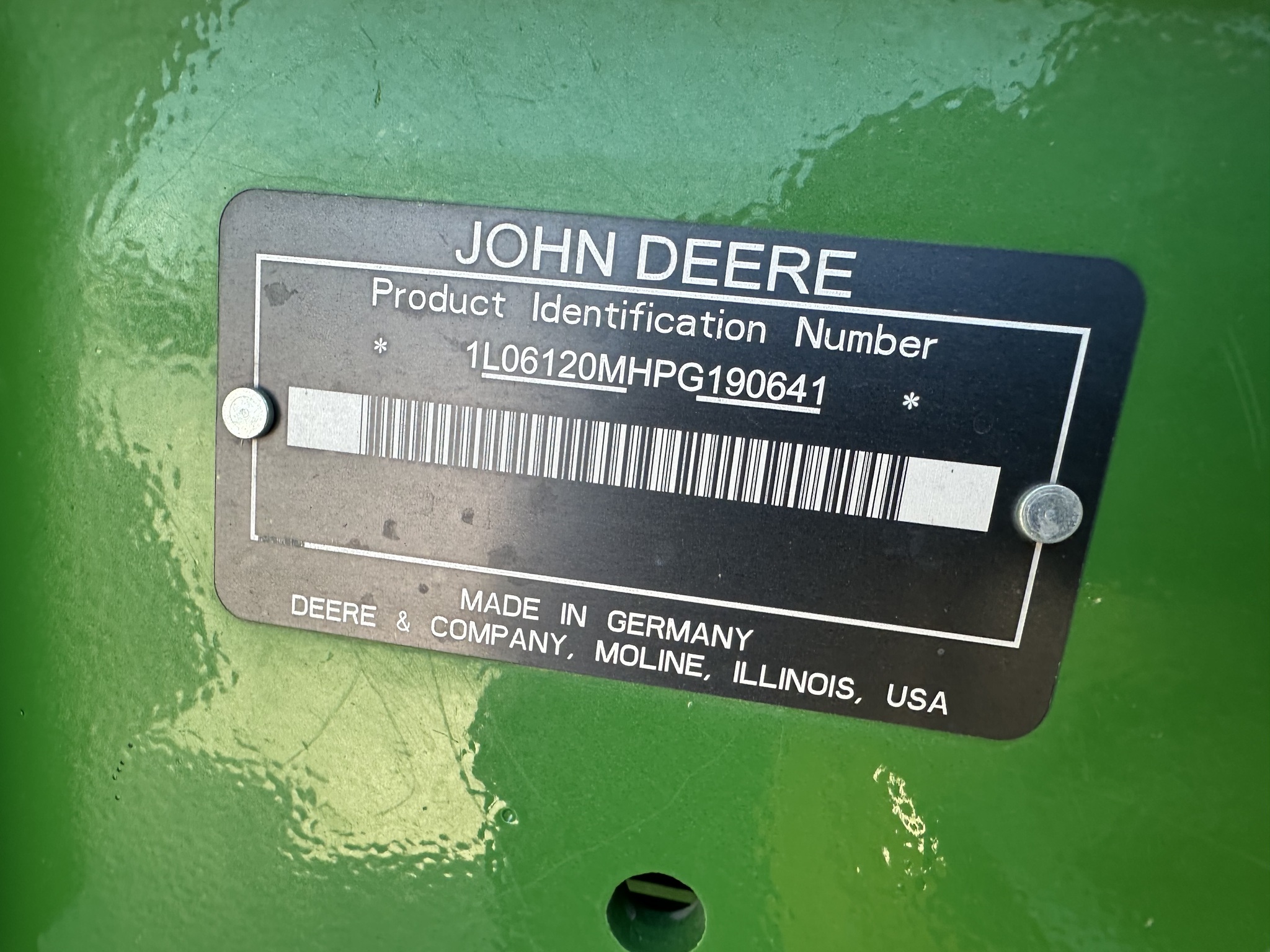 2023 John Deere 6120M Image 23