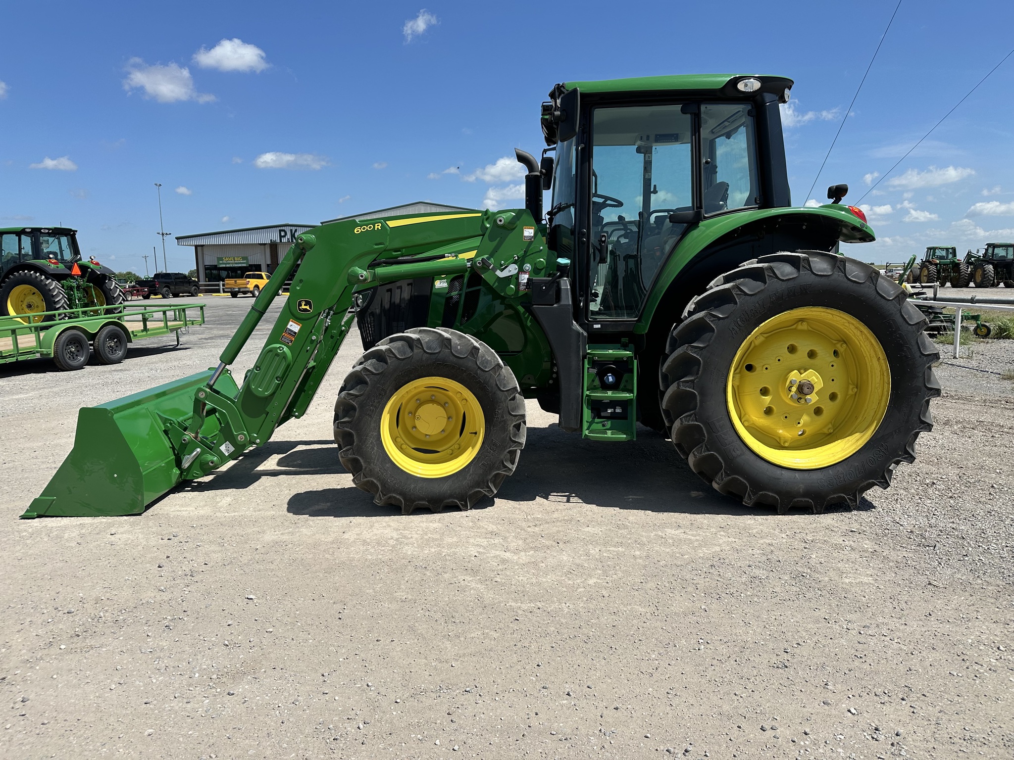 2023 John Deere 6120M Image 2