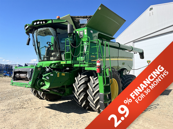 Photo of a 2019 John Deere S790