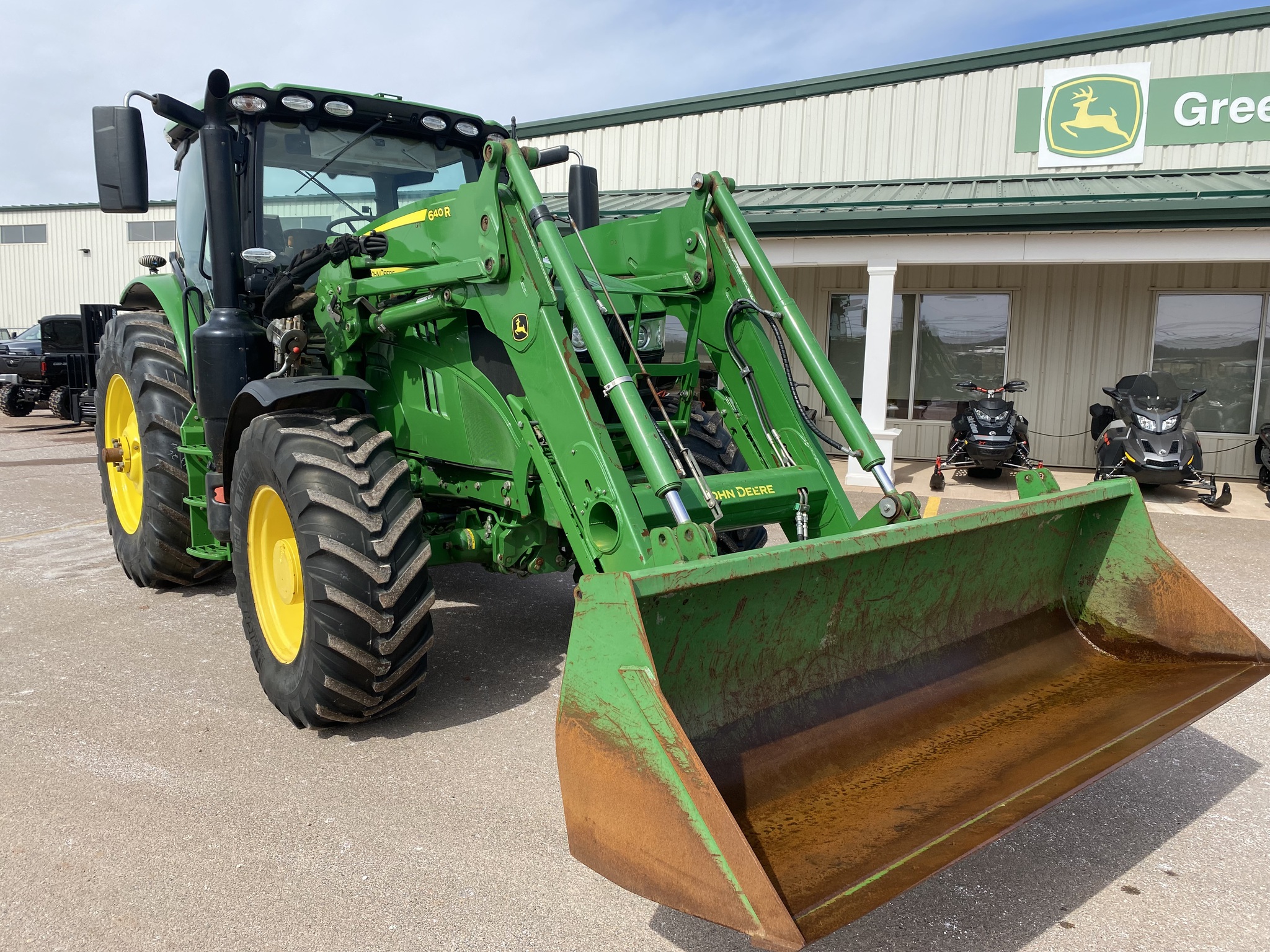 2019 John Deere 6145R Image 1