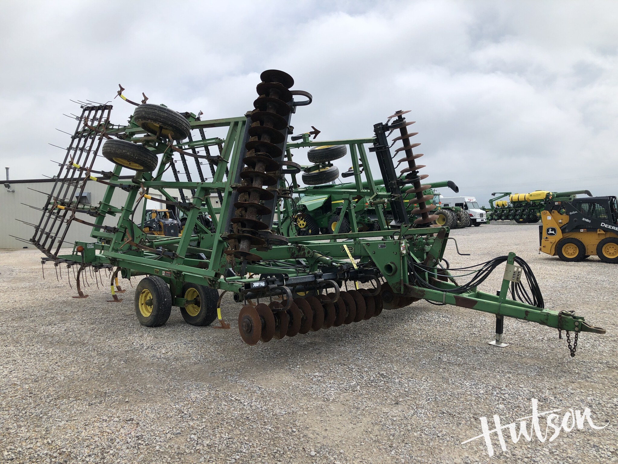 1999 John Deere 726