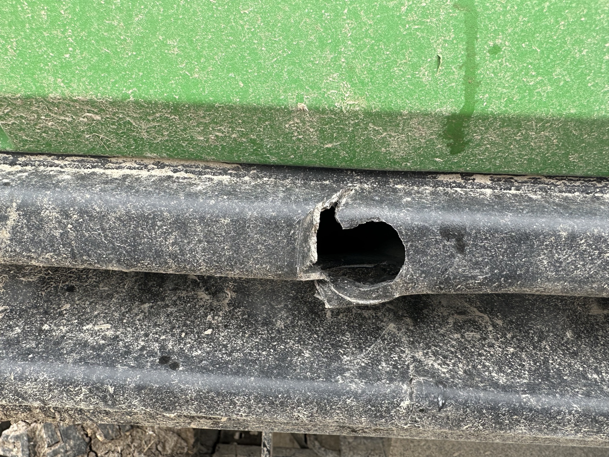  2021 John Deere XUV 835M at Heritage Tractor in Roanoke, IL