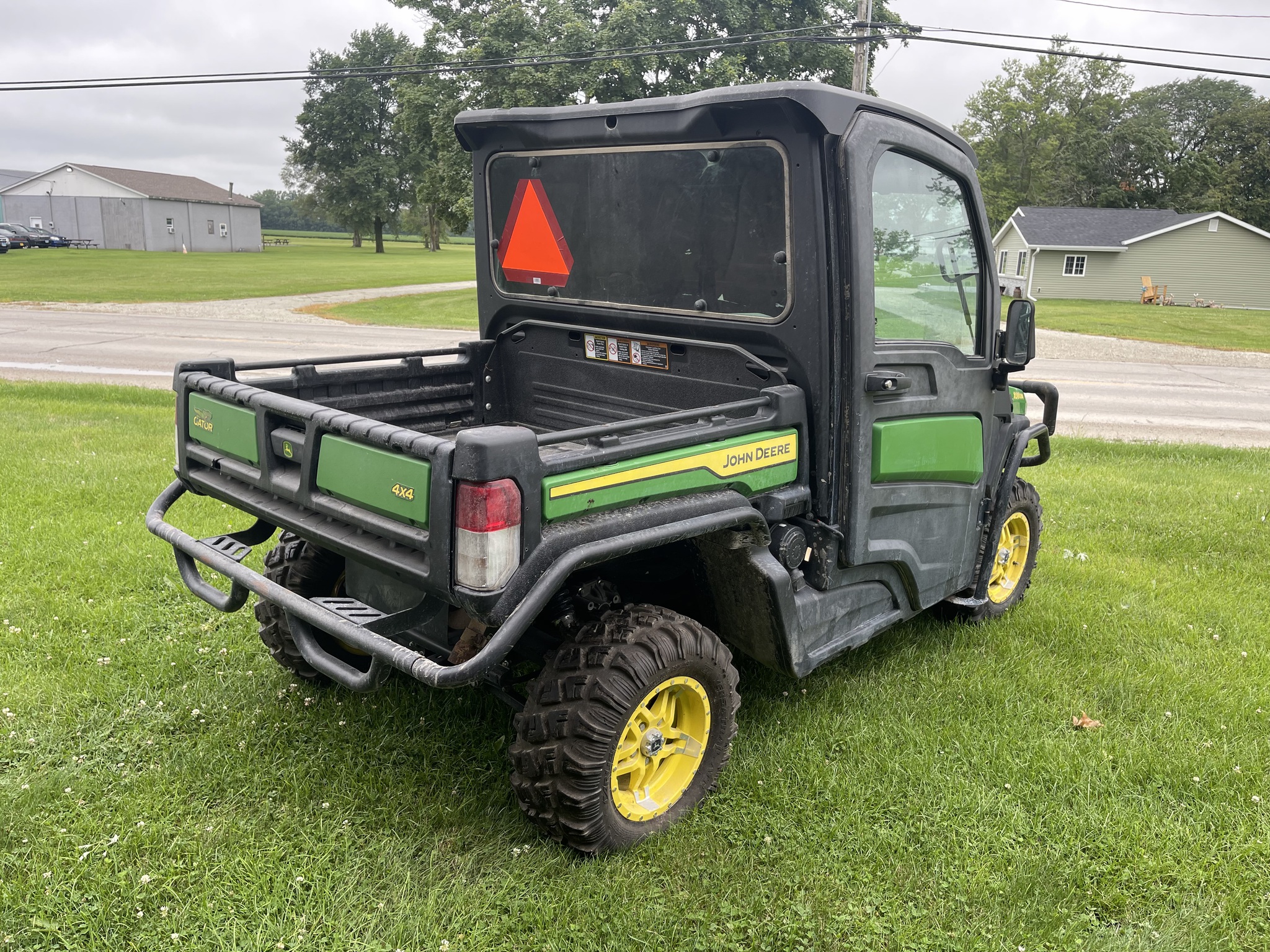  2021 John Deere XUV 835M at Heritage Tractor in Roanoke, IL