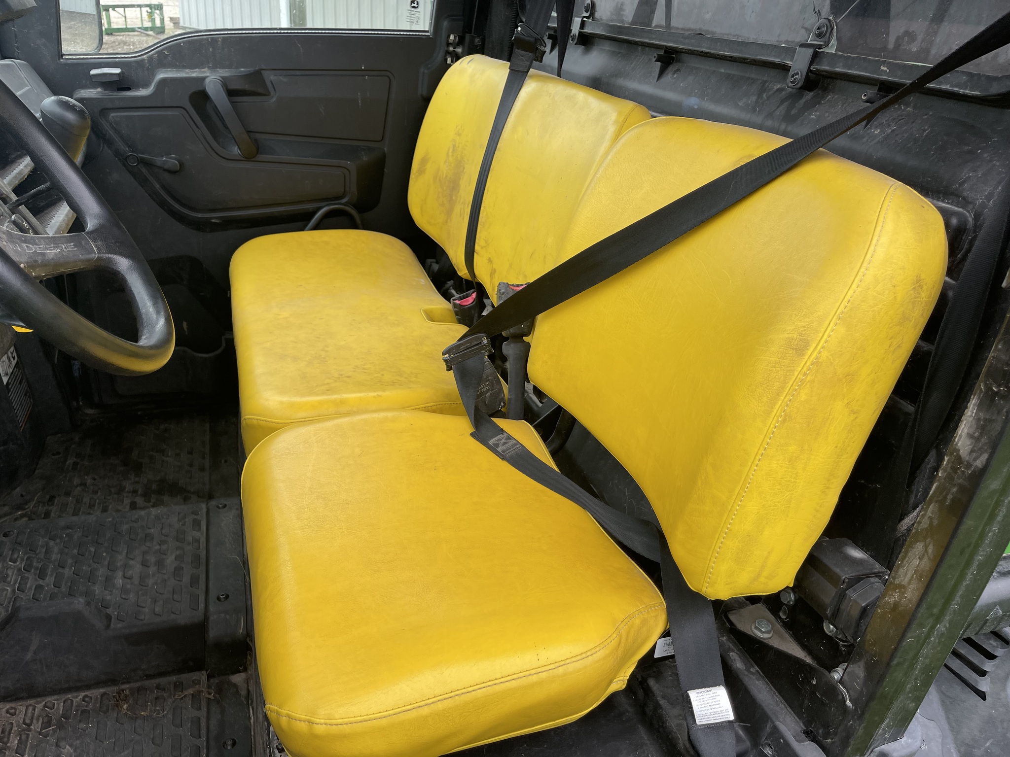  2021 John Deere XUV 835M at Heritage Tractor in Roanoke, IL