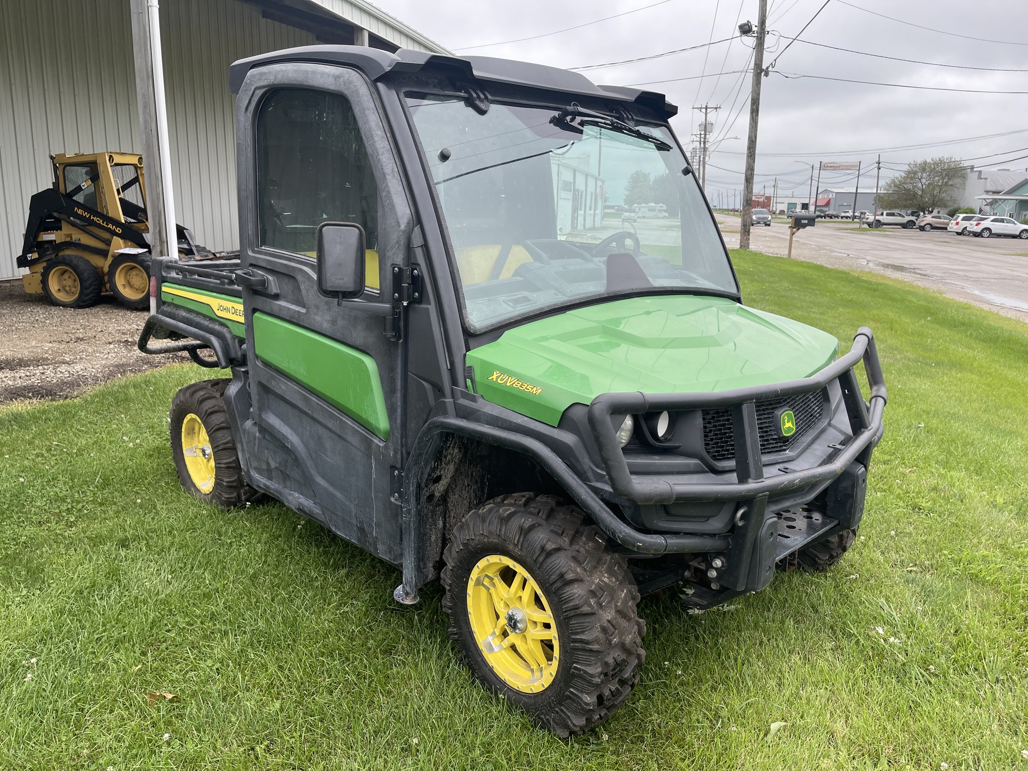  2021 John Deere XUV 835M at Heritage Tractor in Roanoke, IL