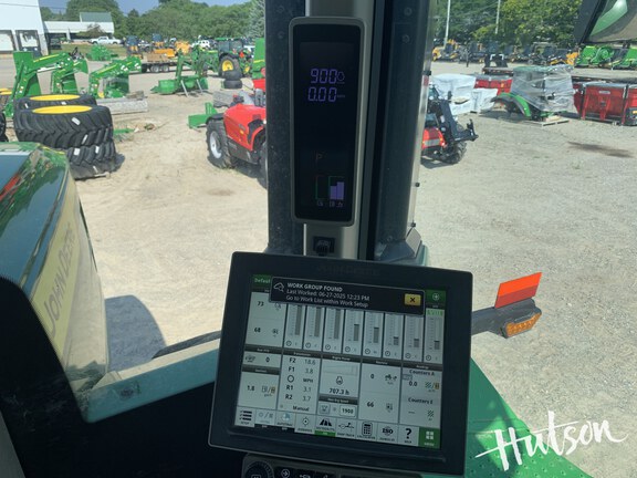 Photo of 2023 John Deere 9RX 490
