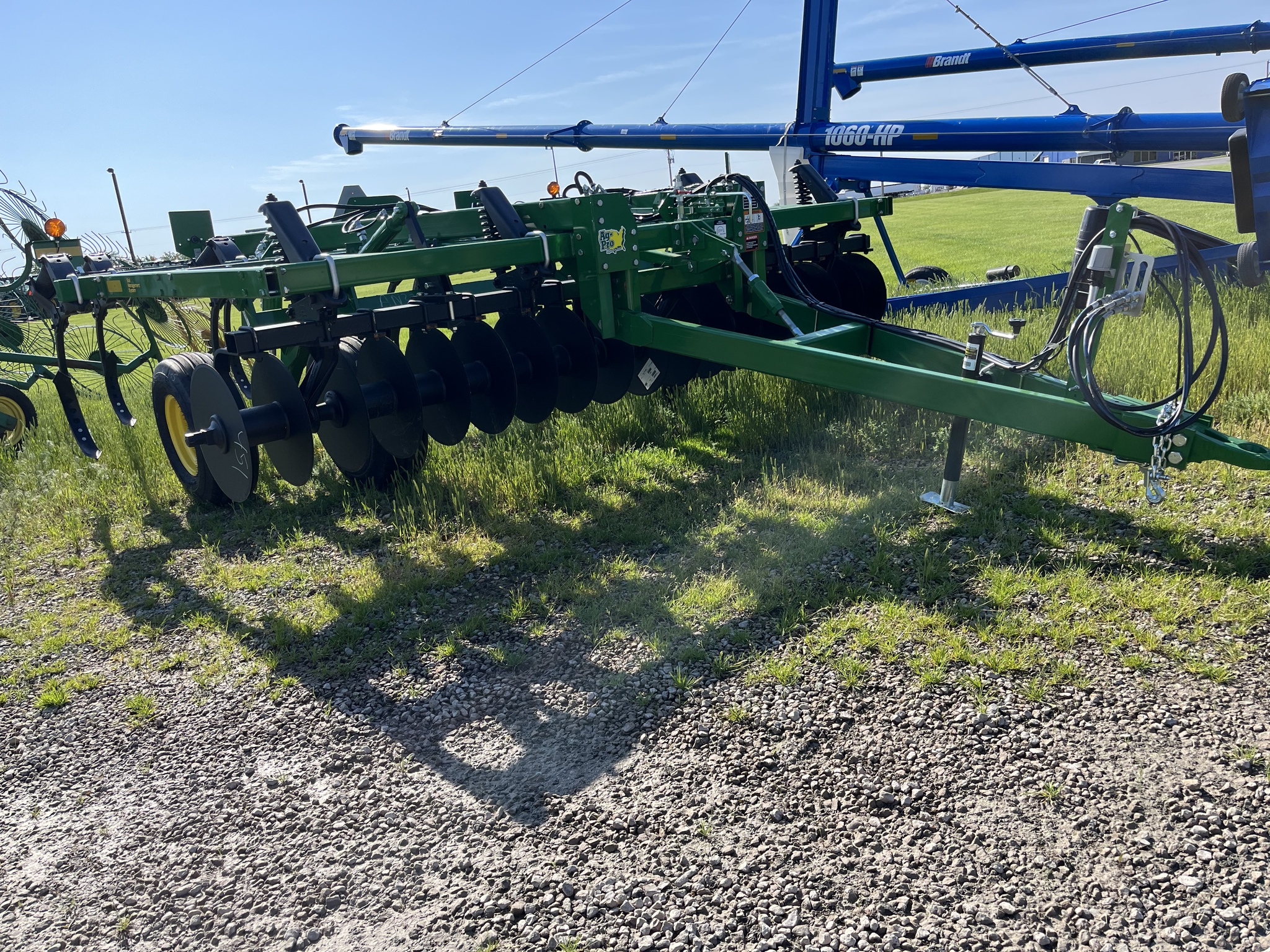 2024 John Deere 714 Image 4
