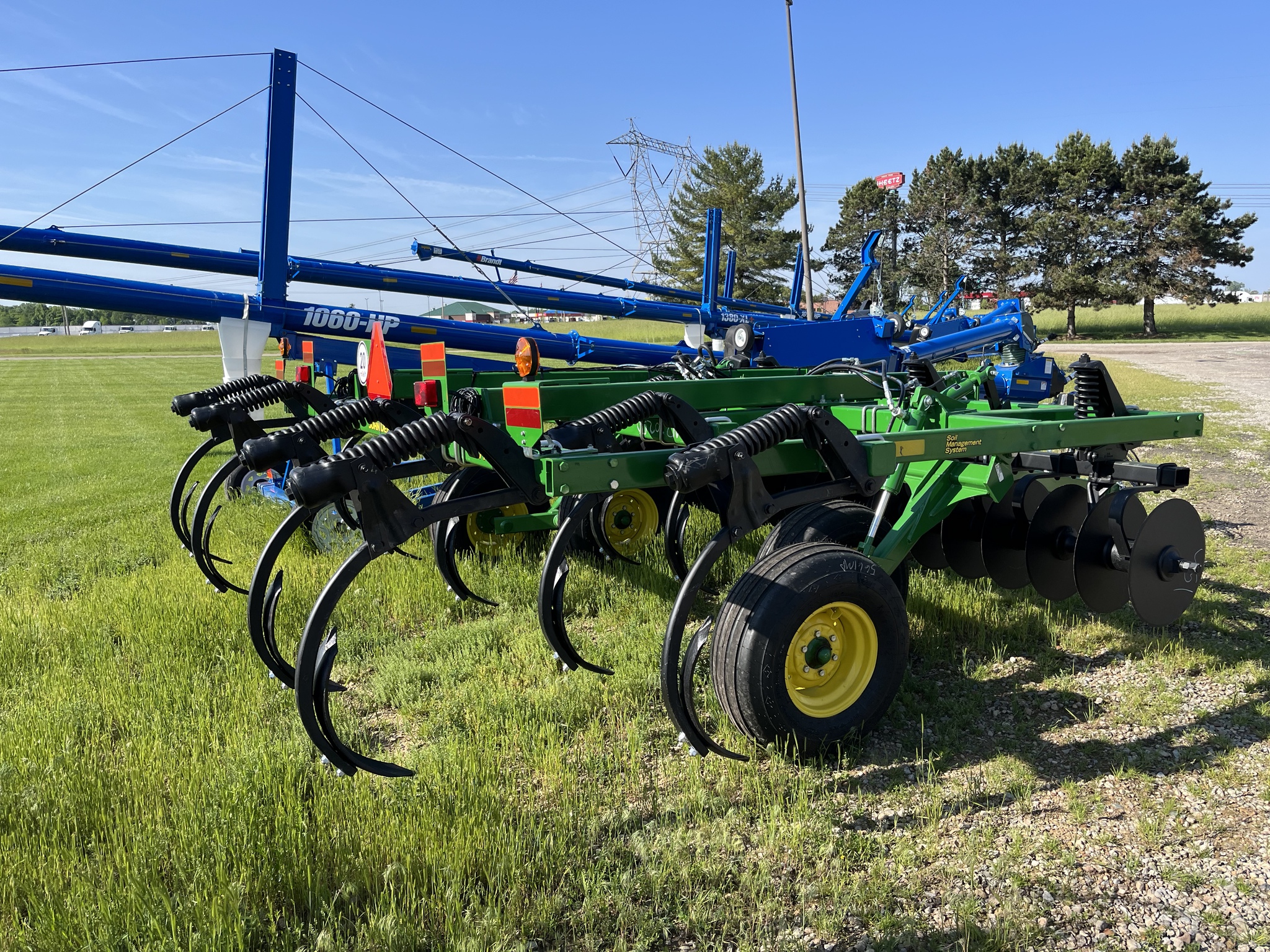 2024 John Deere 714 Image 2