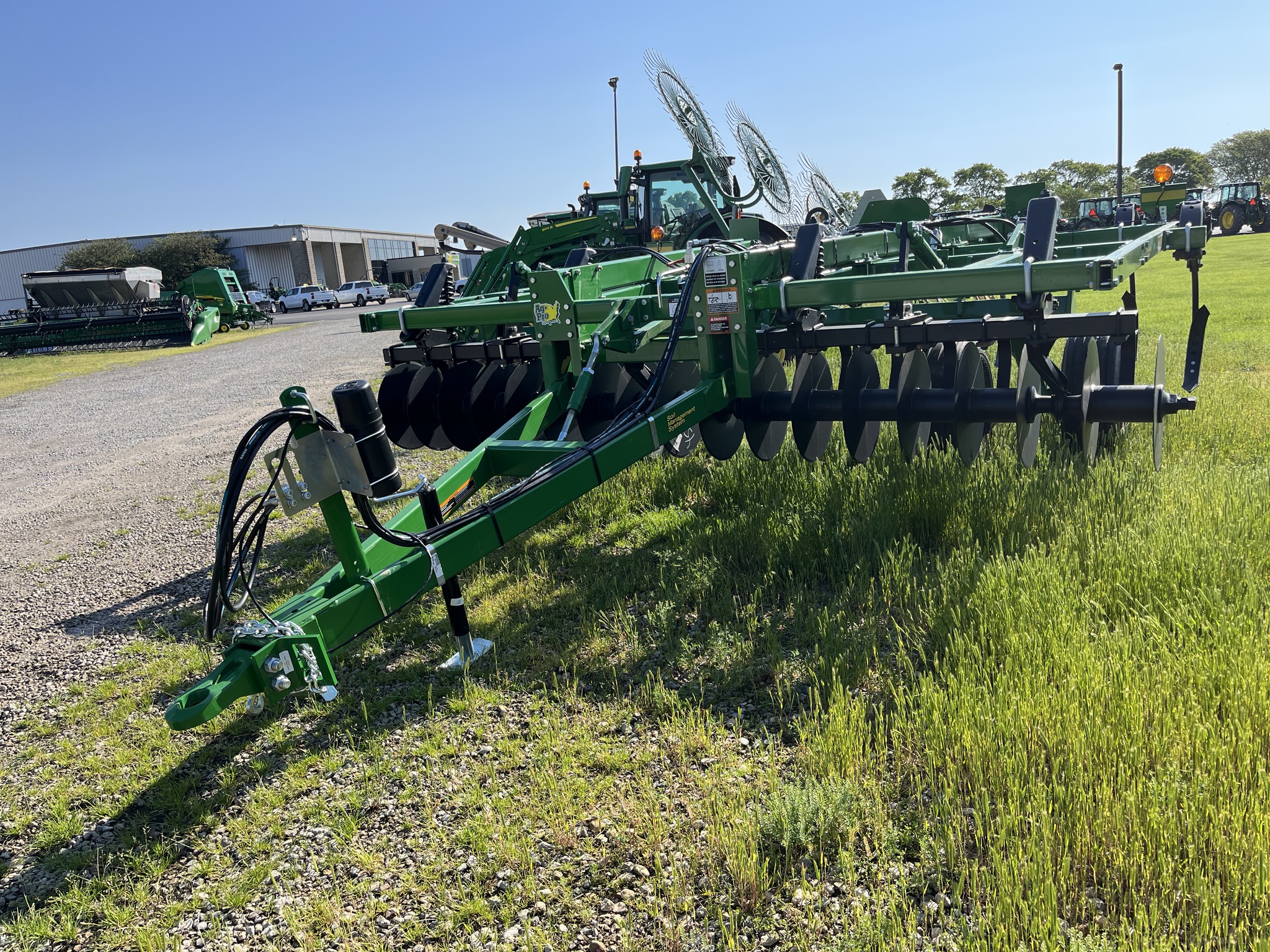 2024 John Deere 714 Image 5