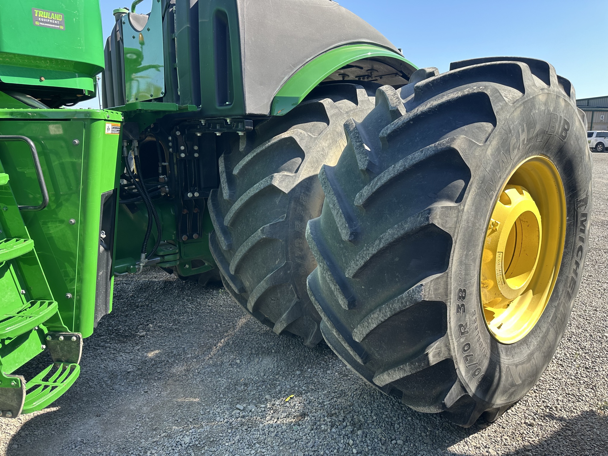 2017 John Deere 9570R Image 9