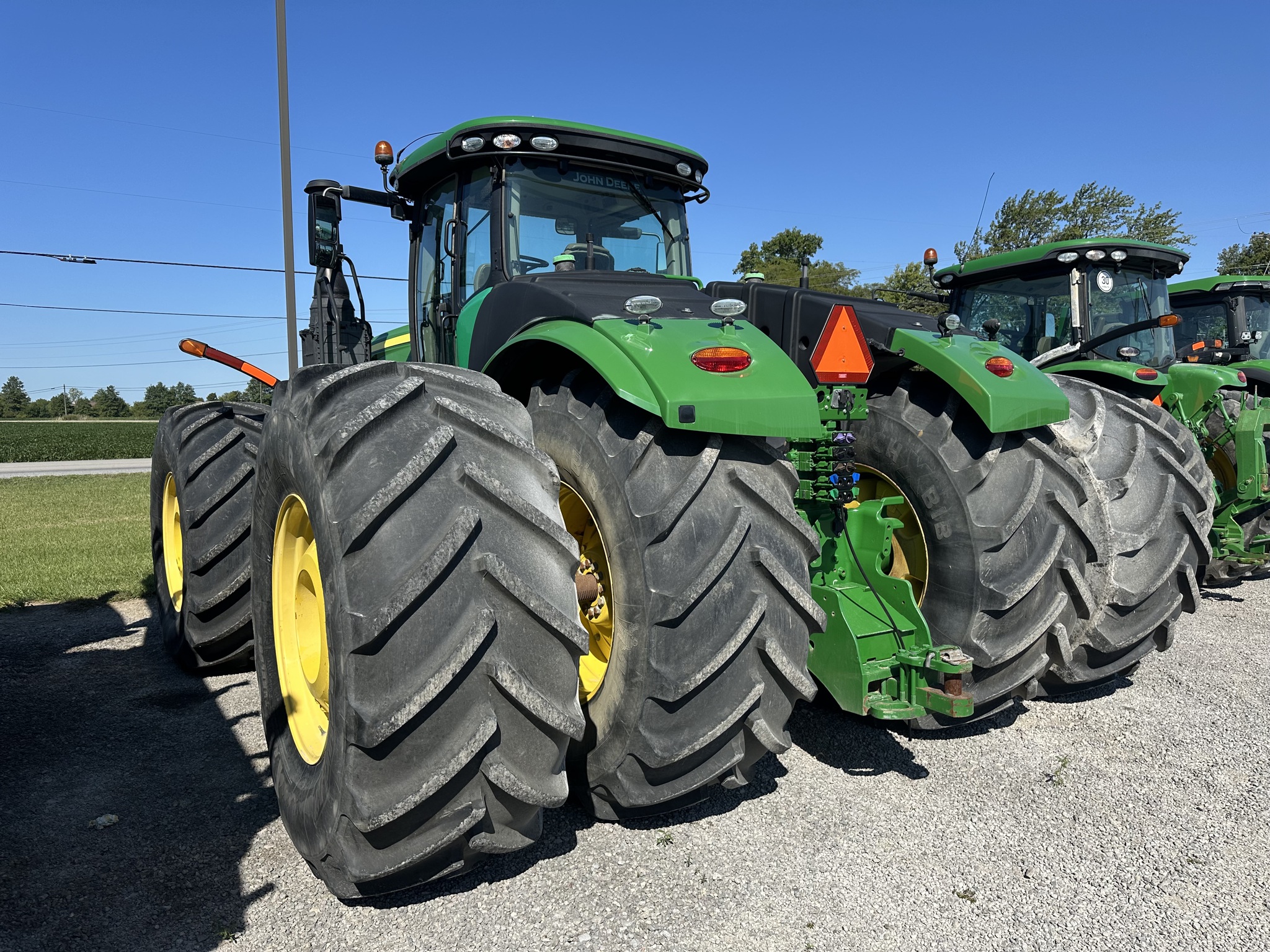 2017 John Deere 9570R Image 8