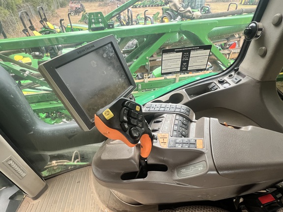 2019 John Deere R4030 Photo 12