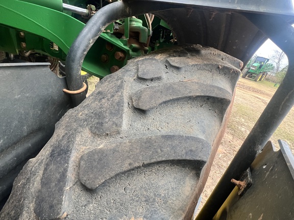 2019 John Deere R4030 Photo 16