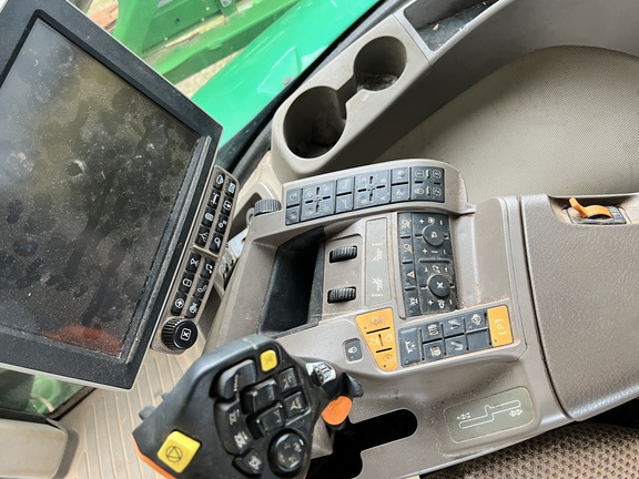 2019 John Deere R4030 Photo 10