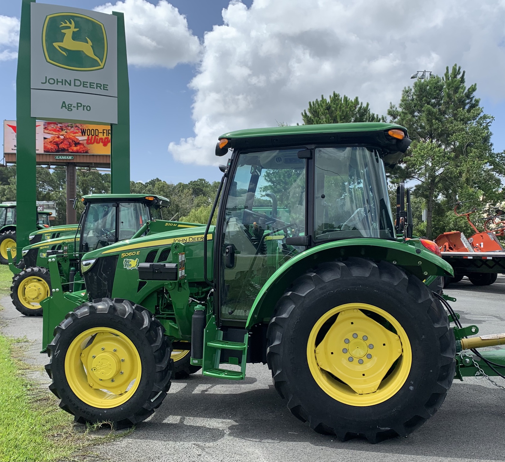 2024 John Deere 5060E Image 3