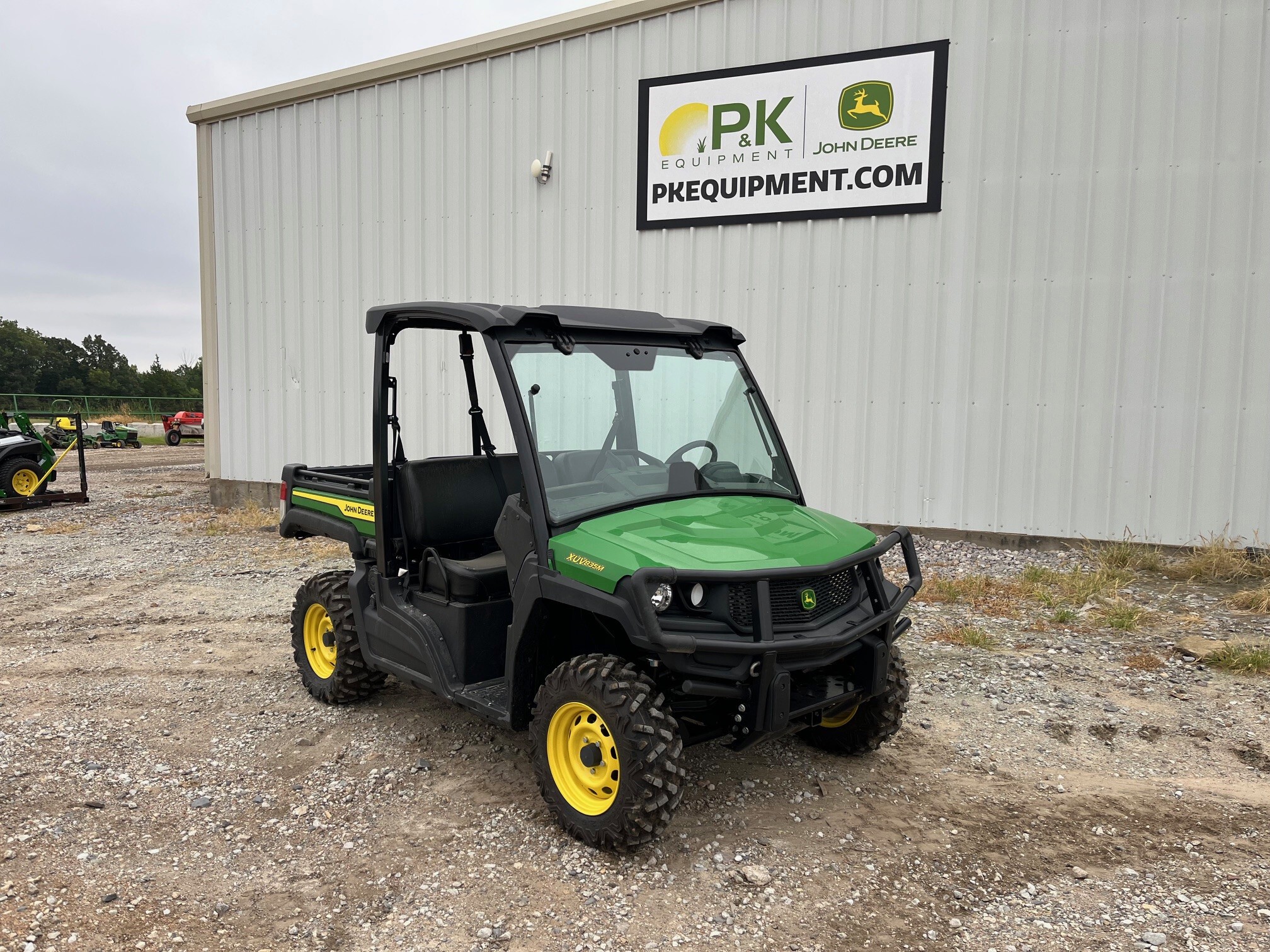 2023 John Deere 835M Image 1