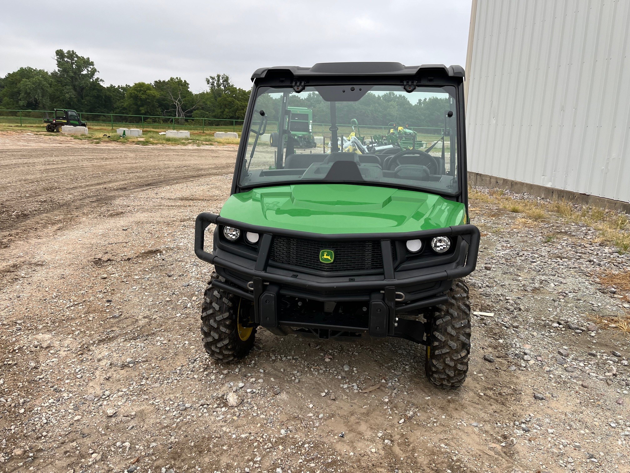 2023 John Deere 835M Image 8