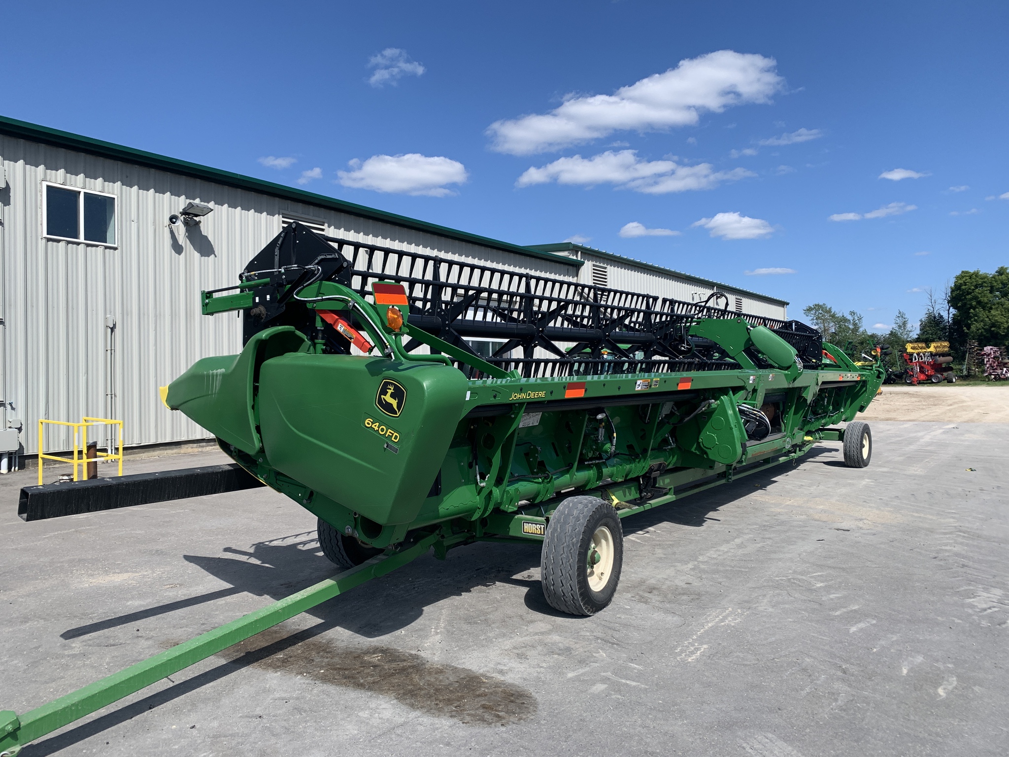 2018 John Deere 640FD Image 4