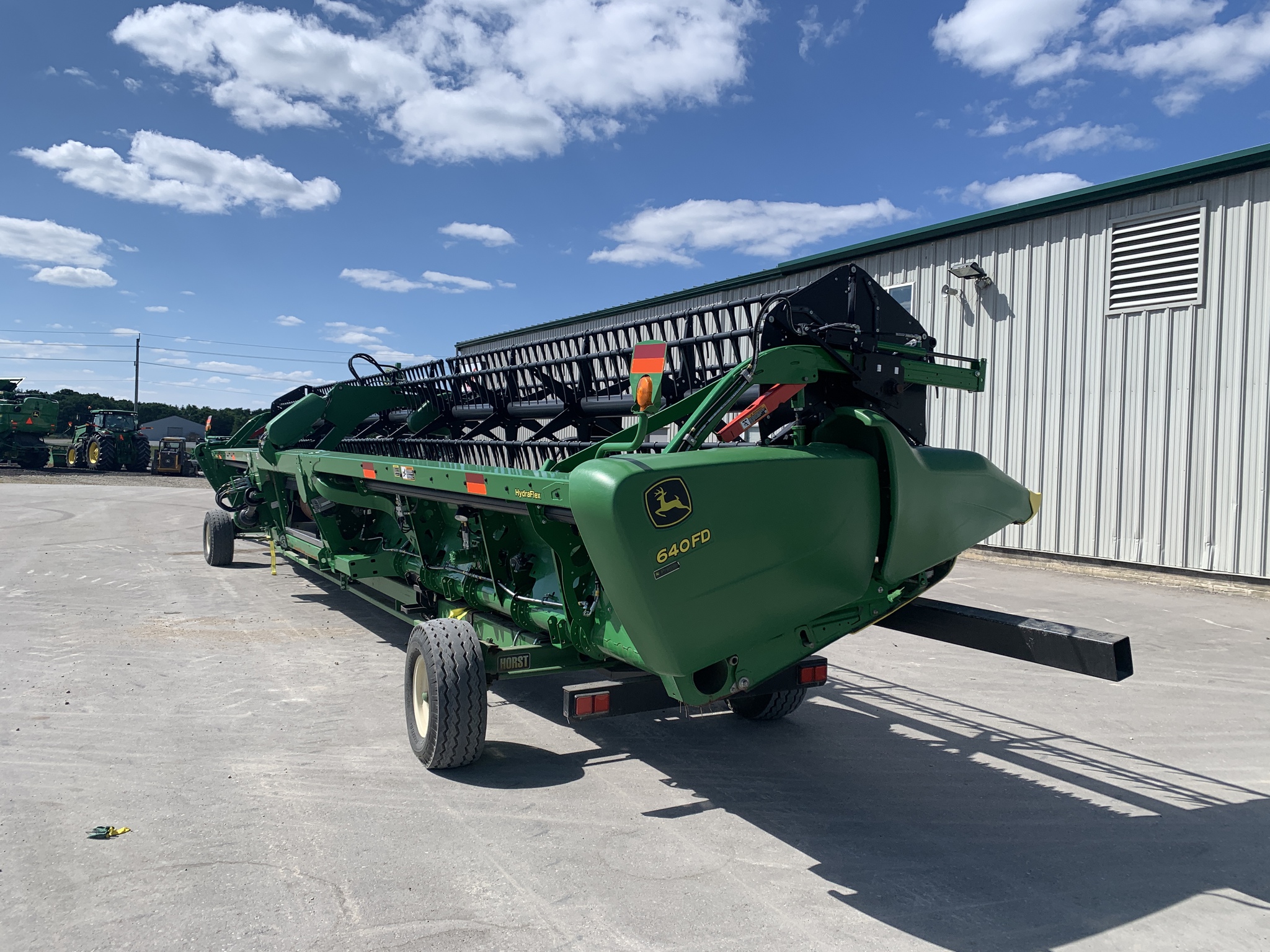 2018 John Deere 640FD Image 3