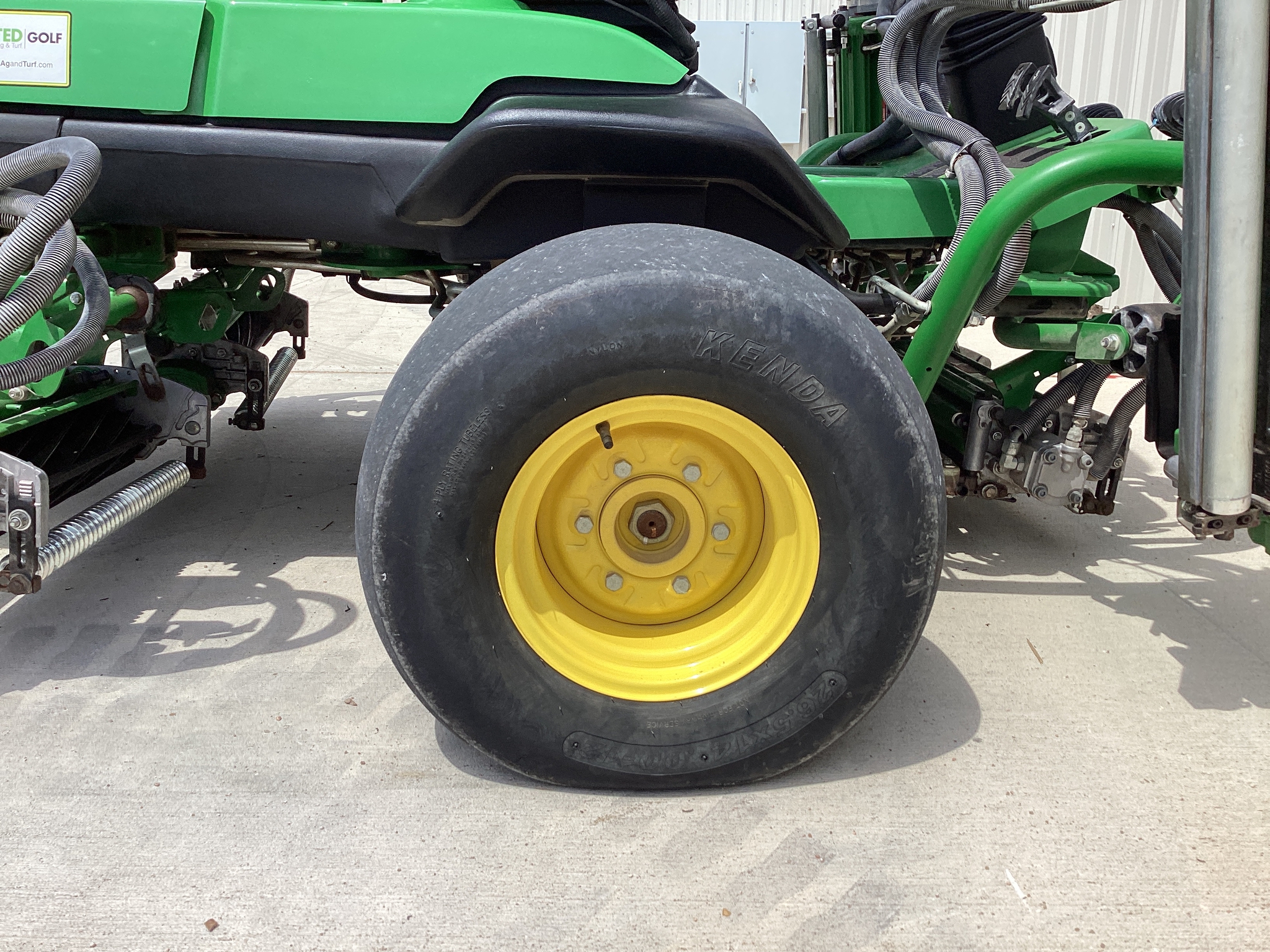 2021 John Deere 6500A Image 21
