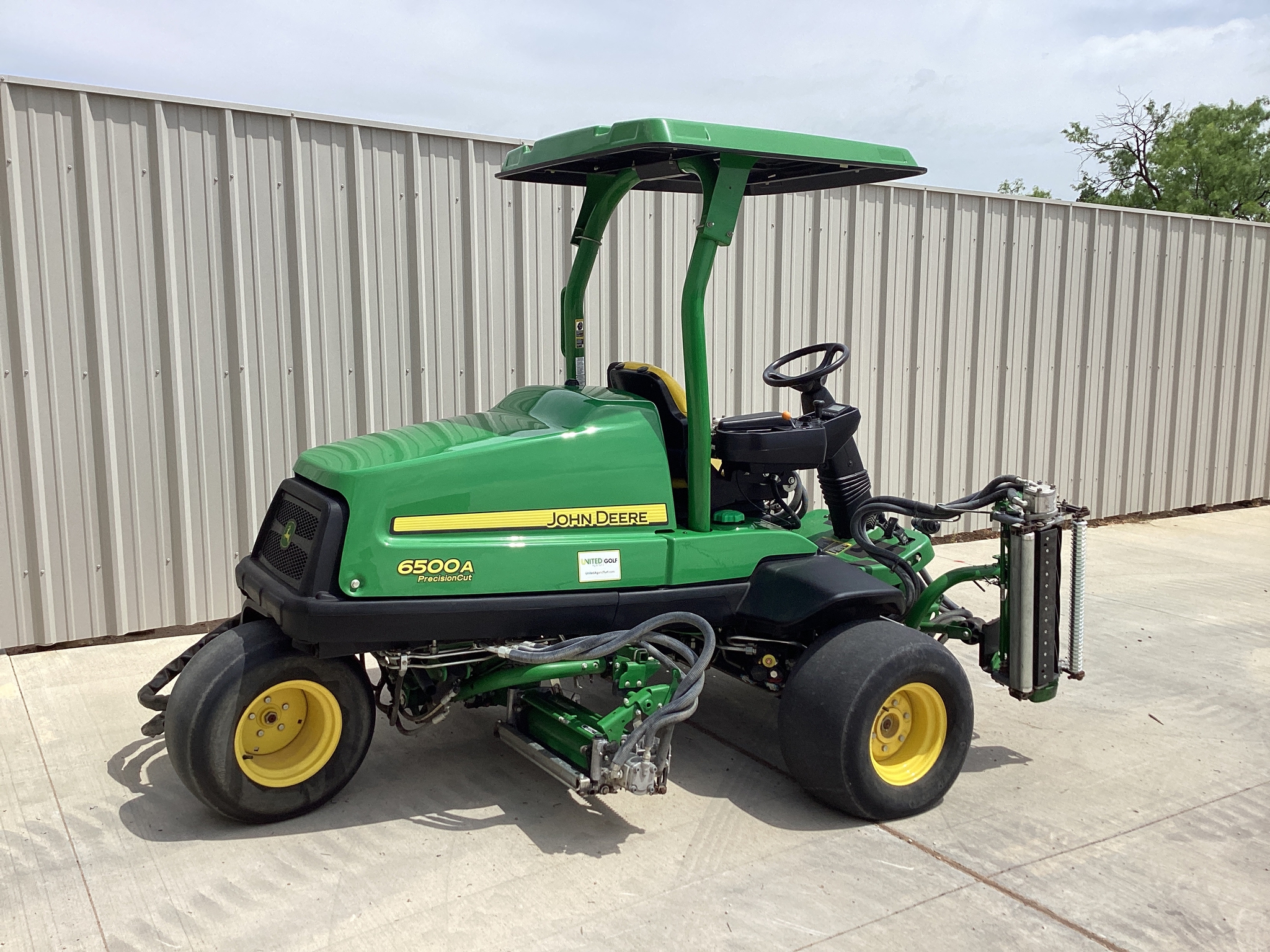 2021 John Deere 6500A Image 8