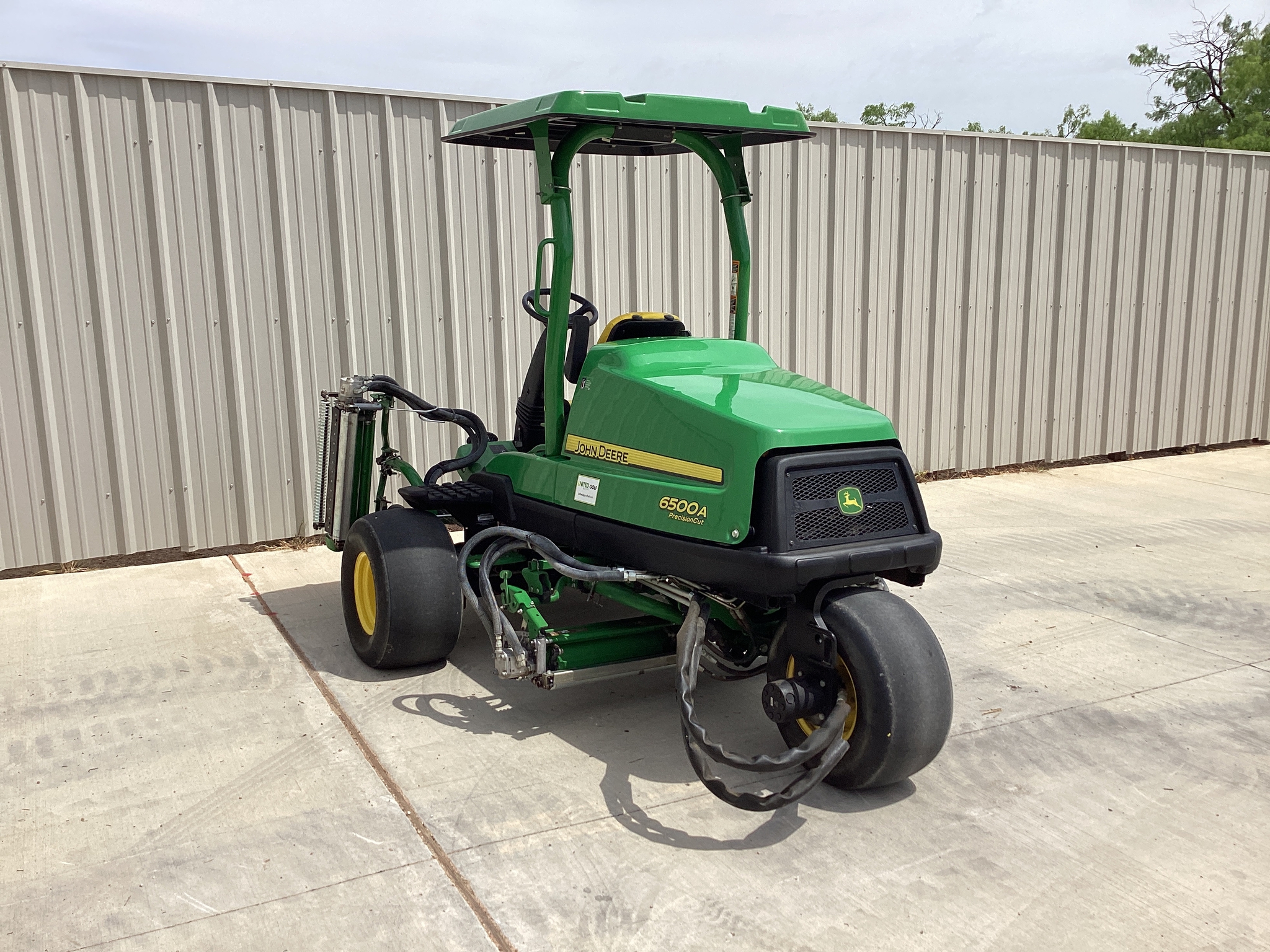 2021 John Deere 6500A Image 10