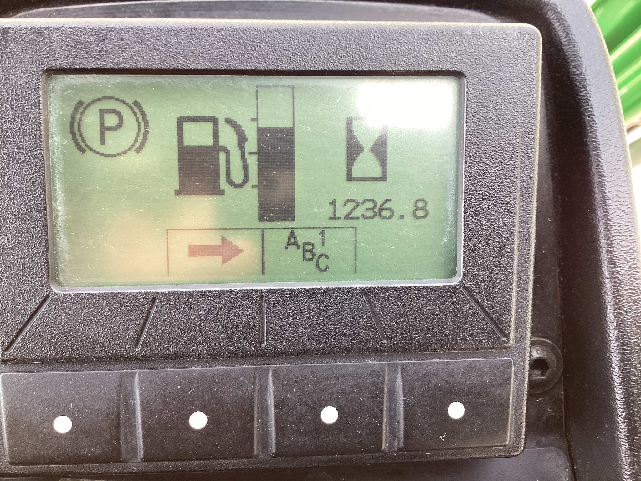 2021 John Deere 6500A Image 14