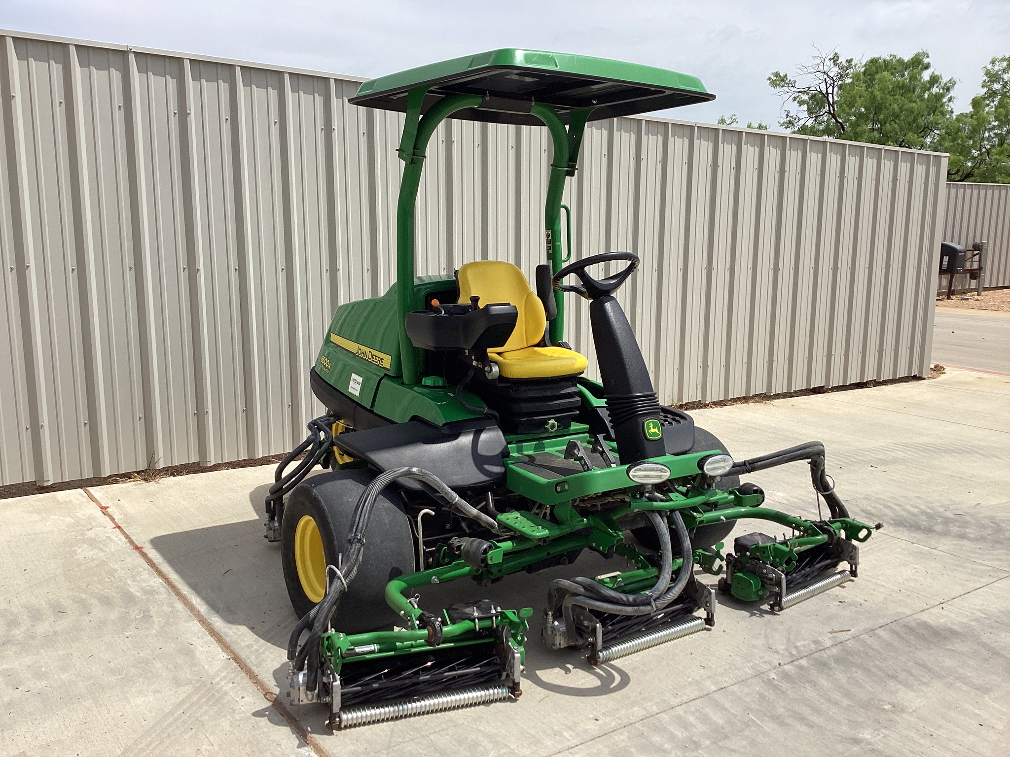 2021 John Deere 6500A Image 4