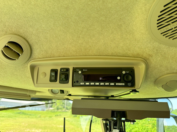 2023 John-Deere S770