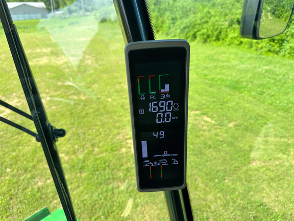 2023 John-Deere S770