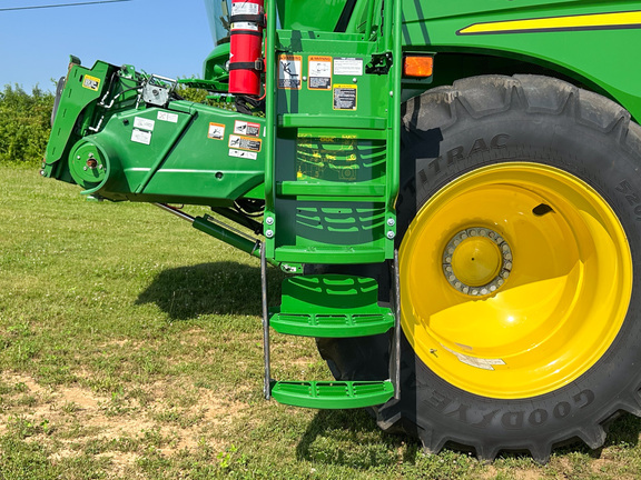 2023 John-Deere S770