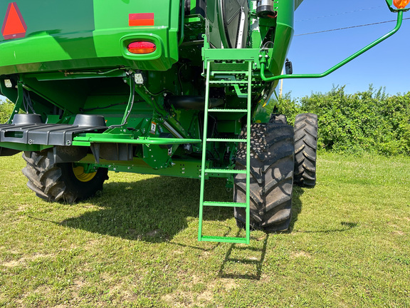 2023 John-Deere S770