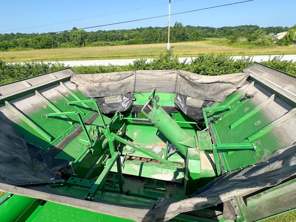 2023 John-Deere S770