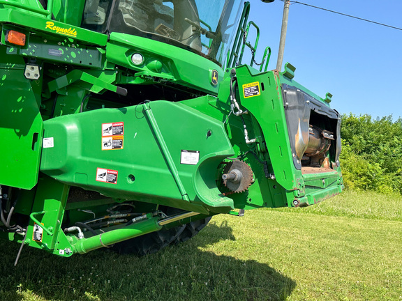 2023 John-Deere S770