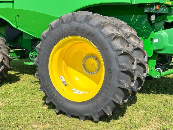 2023 John-Deere S770