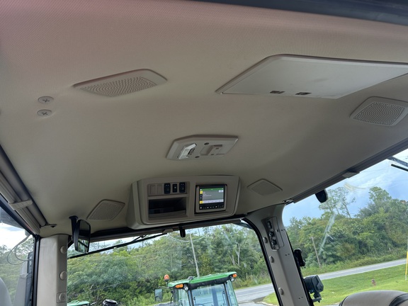 2023 John Deere 8R 370 Photo 7