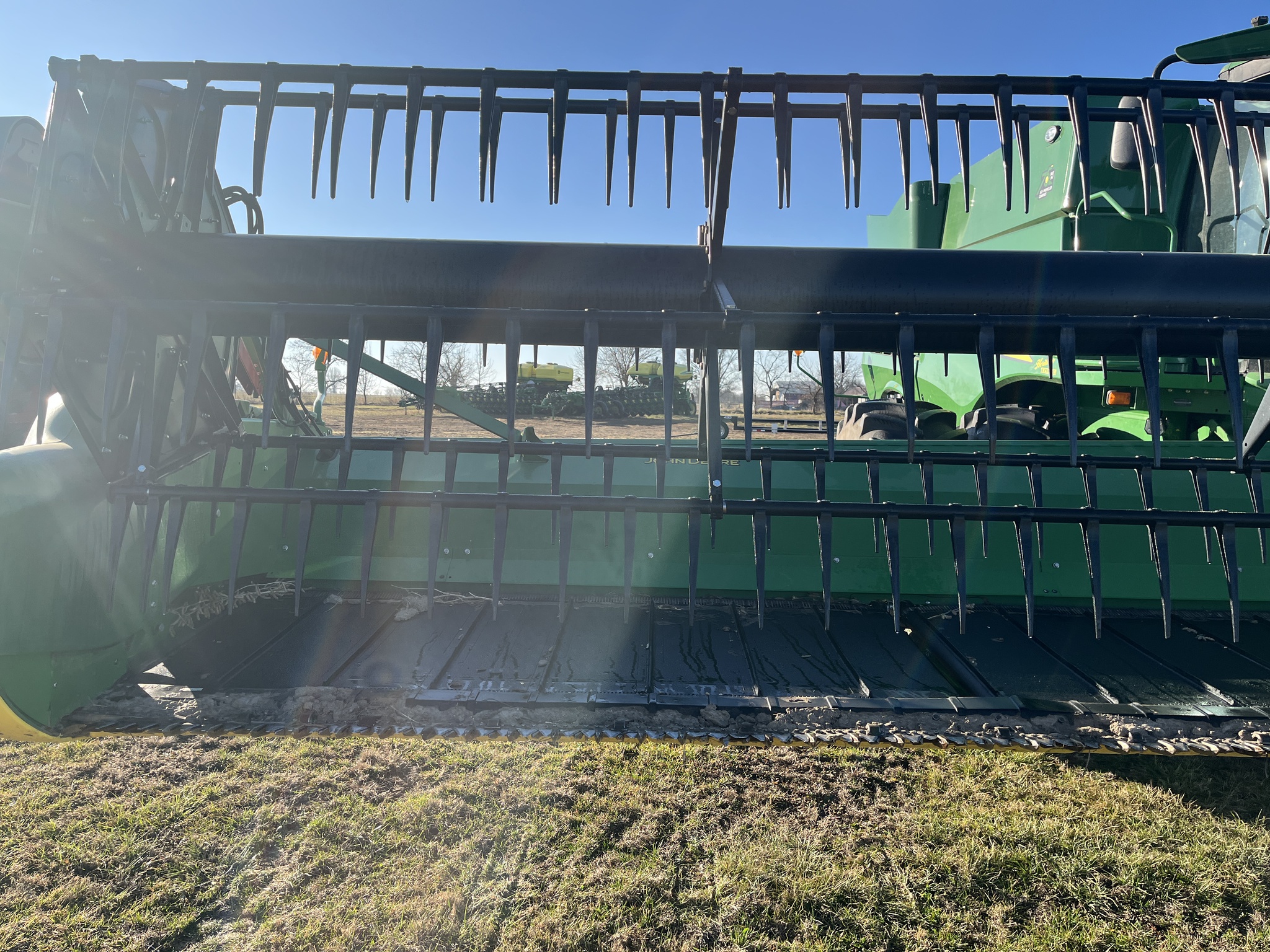  2020 John Deere 735FD at Heritage Tractor in Clinton, MO