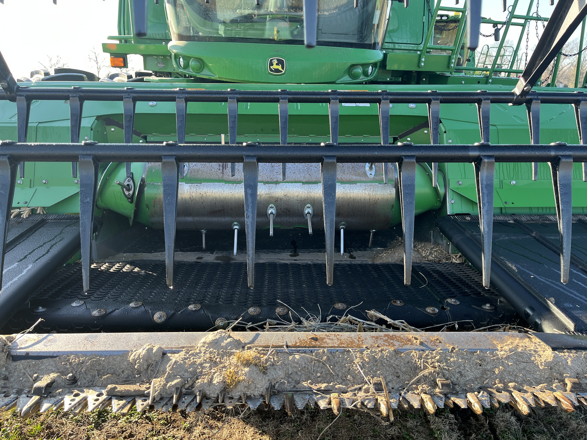  2020 John Deere 735FD at Heritage Tractor in Clinton, MO