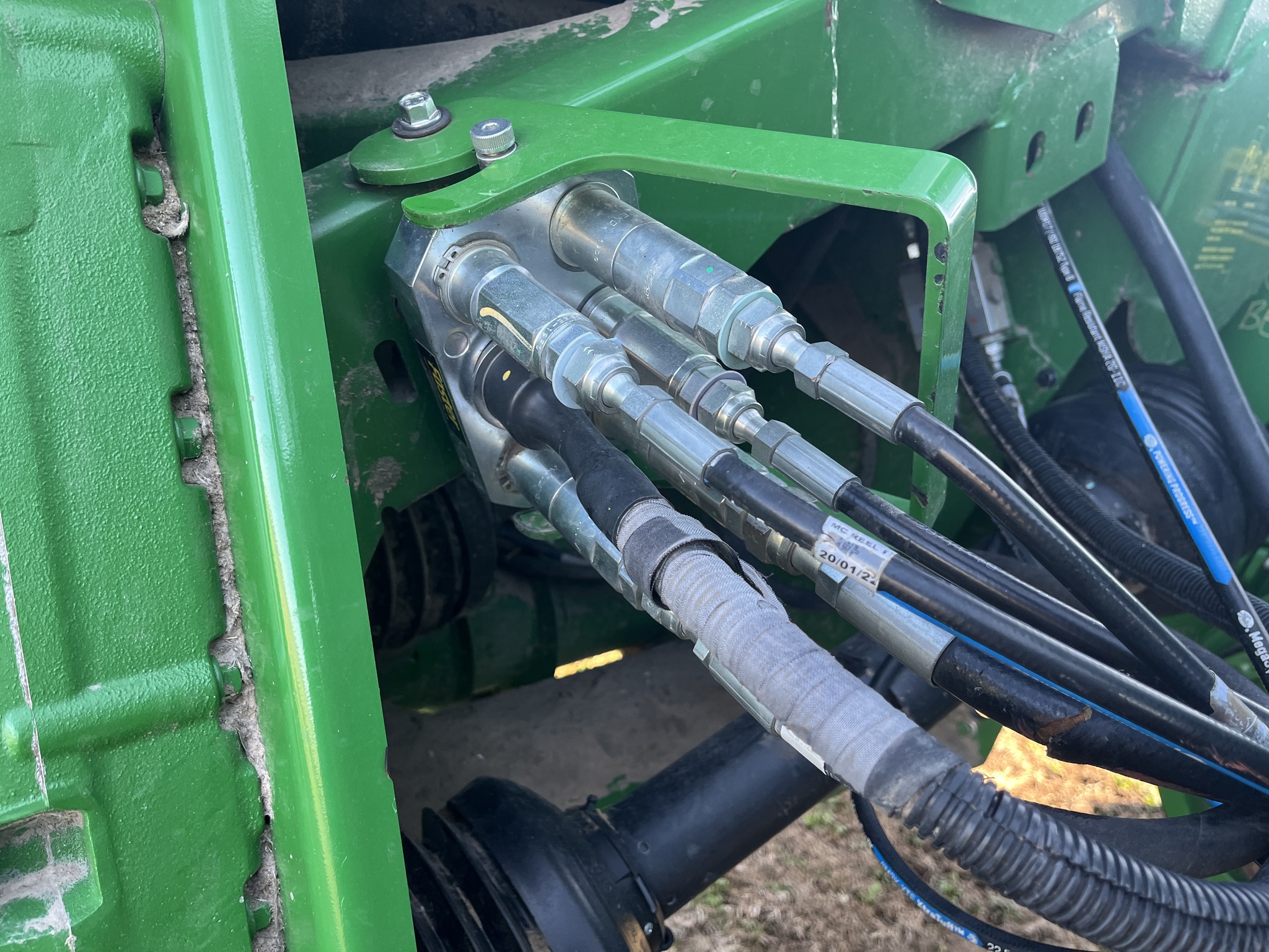  2020 John Deere 735FD at Heritage Tractor in Clinton, MO