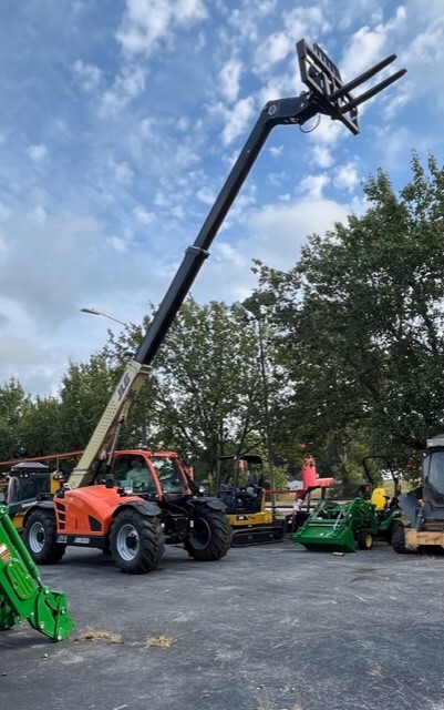2024 JLG AG832 Image 14