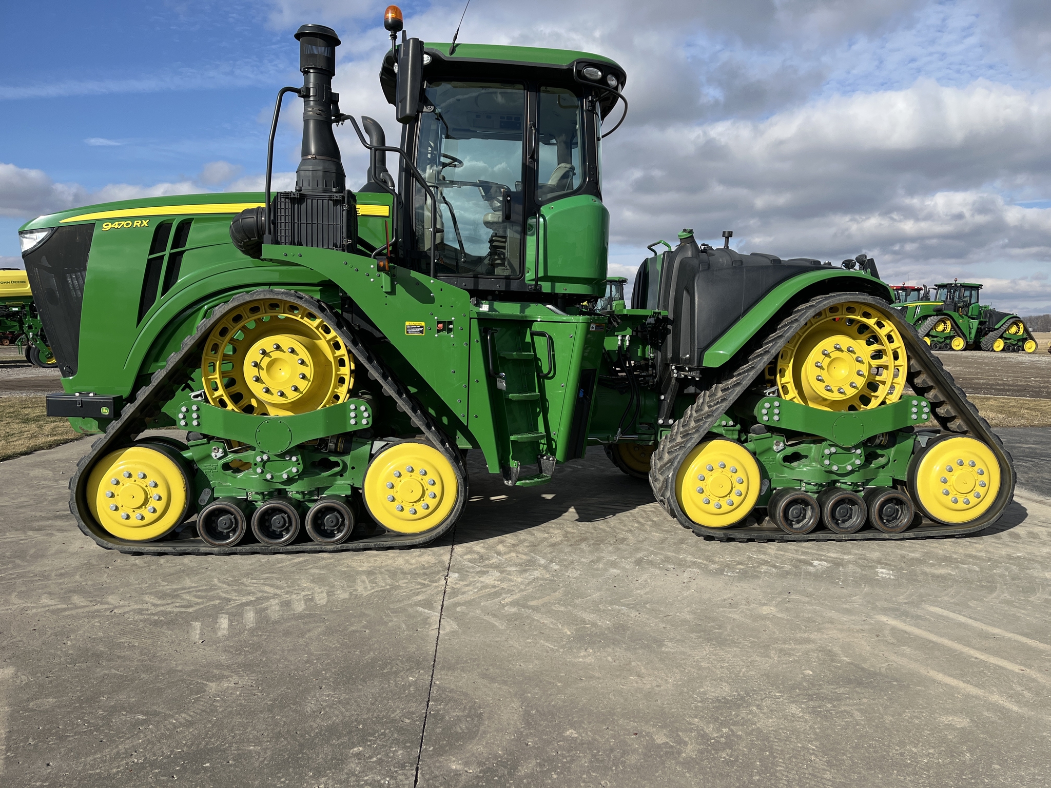 Used 2020 John Deere 9470RX Track Tractors at Koenig Equipment in Greenfield, IN - PhotoXL1