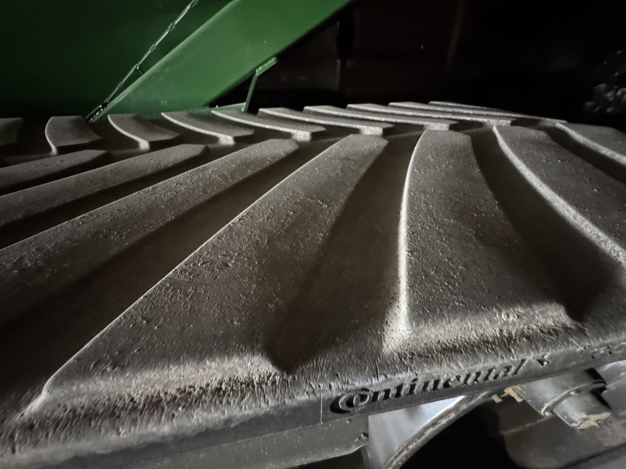  2017 Brent V1100 at Heritage Tractor in Mendota, IL