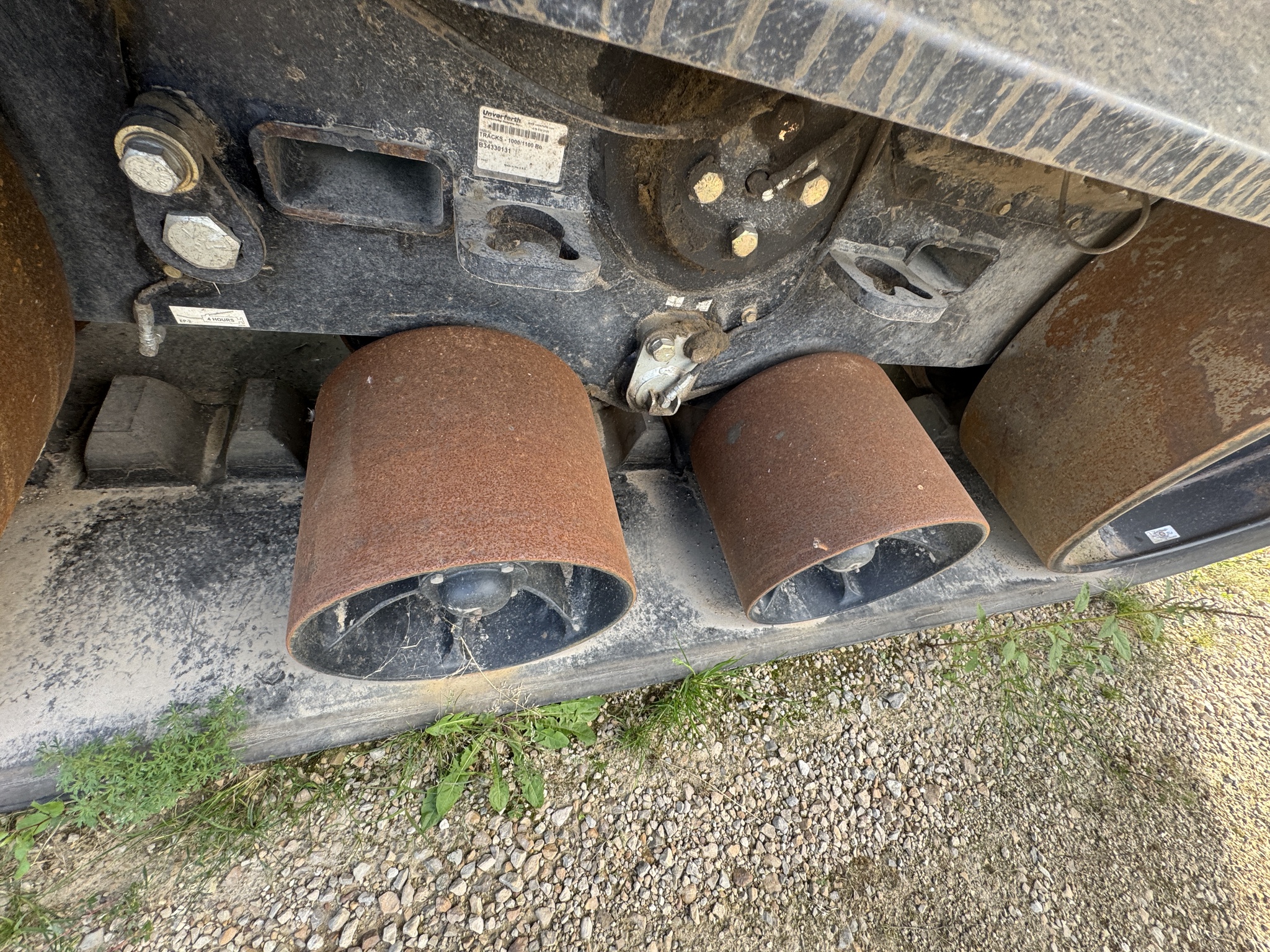 2017 Brent V1100 at Heritage Tractor in Mendota, IL