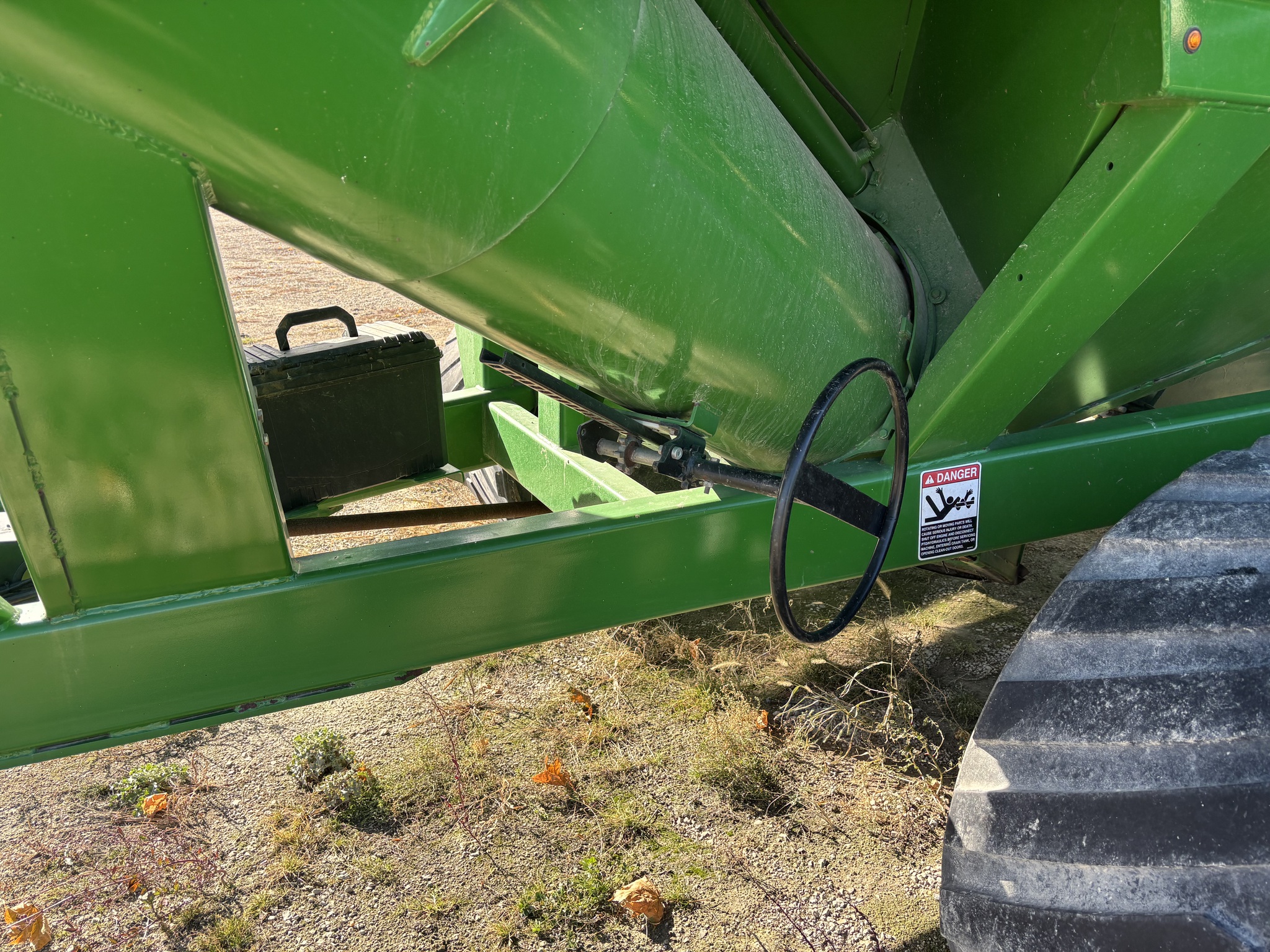  2017 Brent V1100 at Heritage Tractor in Mendota, IL