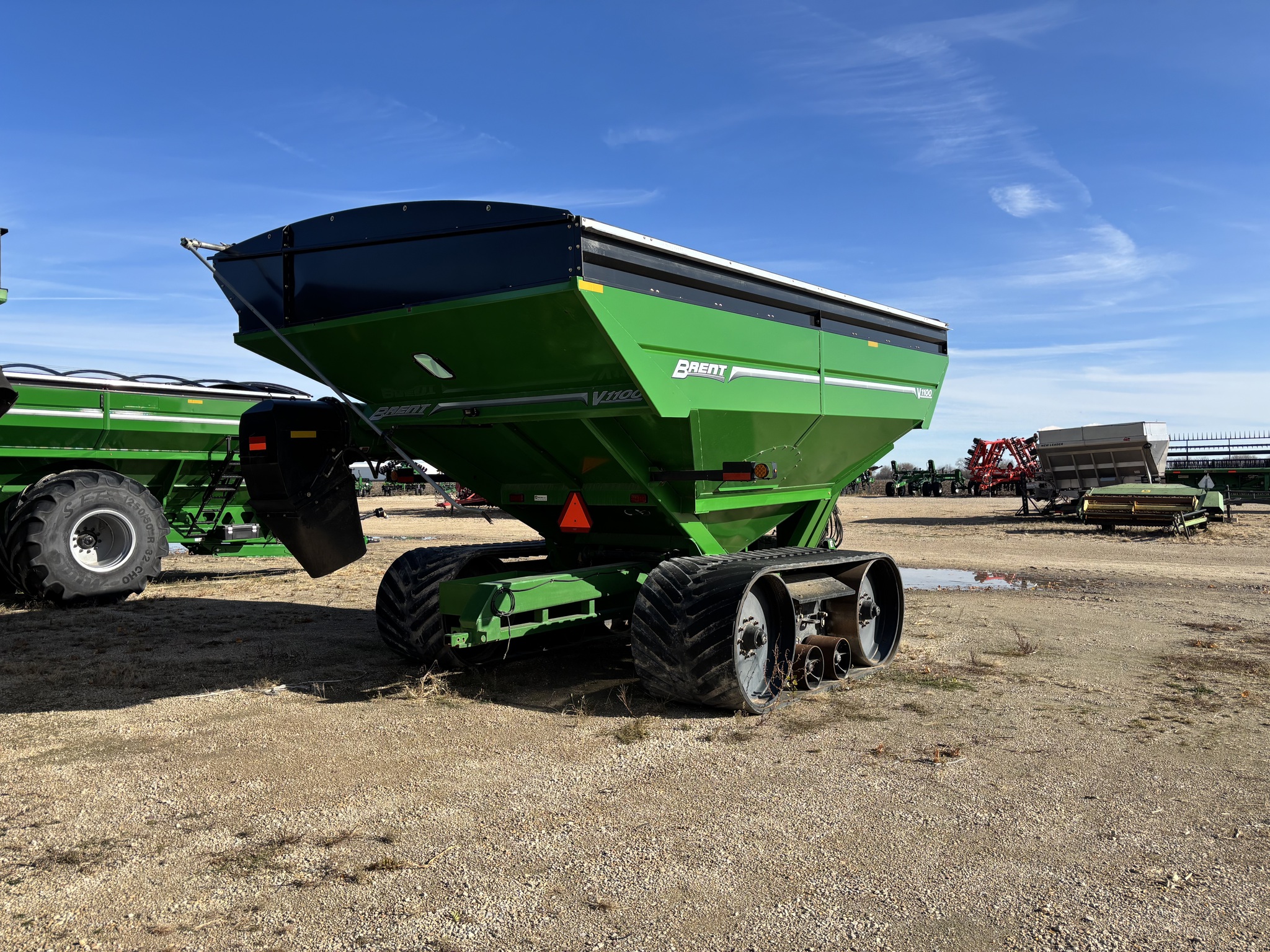  2017 Brent V1100 at Heritage Tractor in Mendota, IL