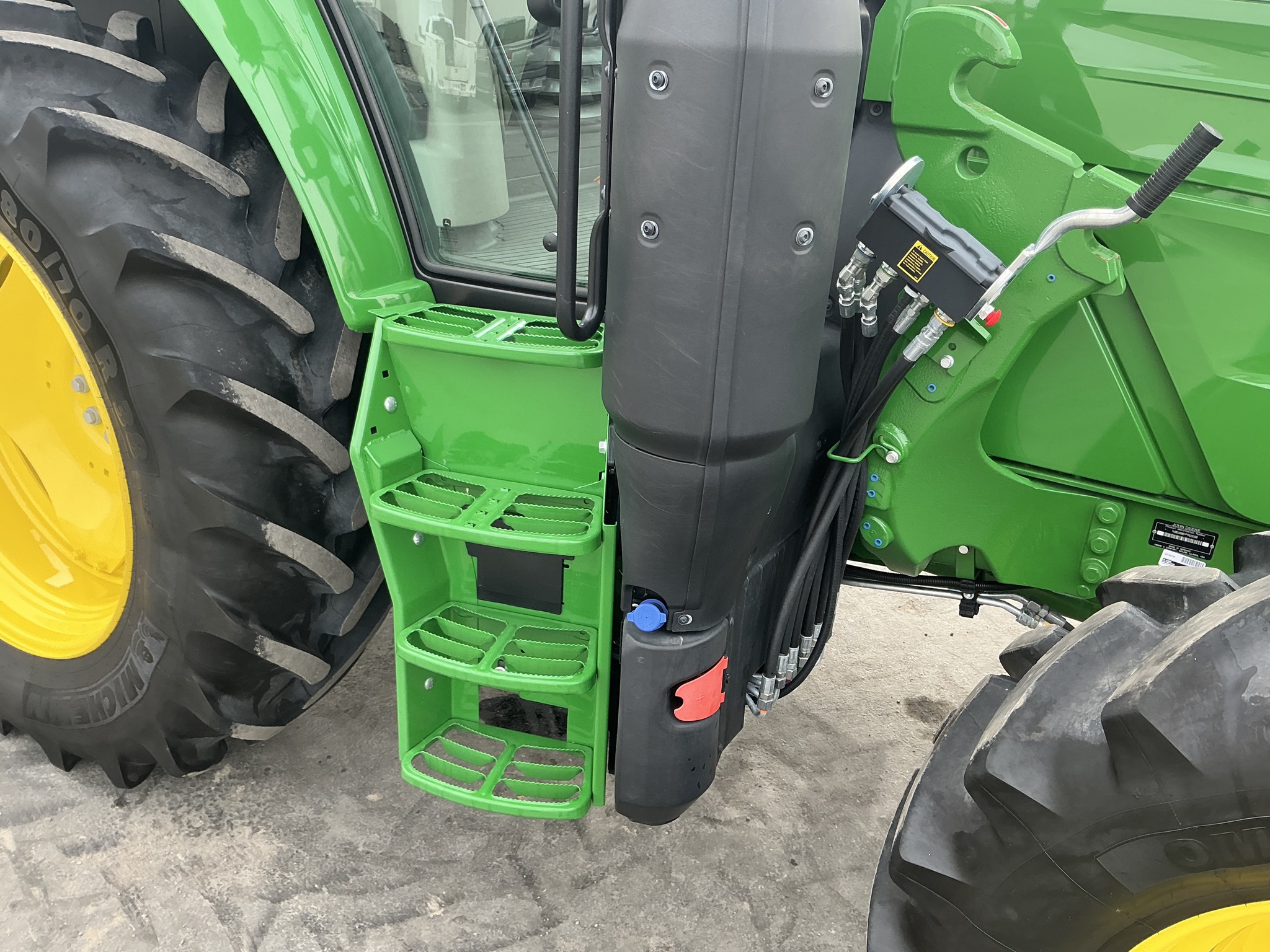 2024 John Deere 6130M Image 18