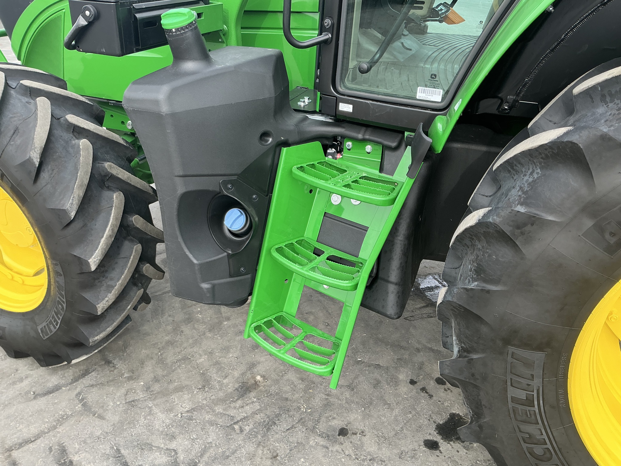 2024 John Deere 6130M Image 21