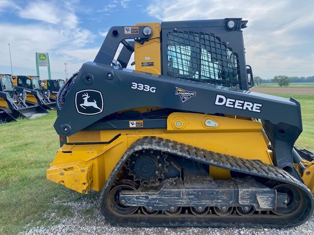 2023 John Deere 333G Image 3