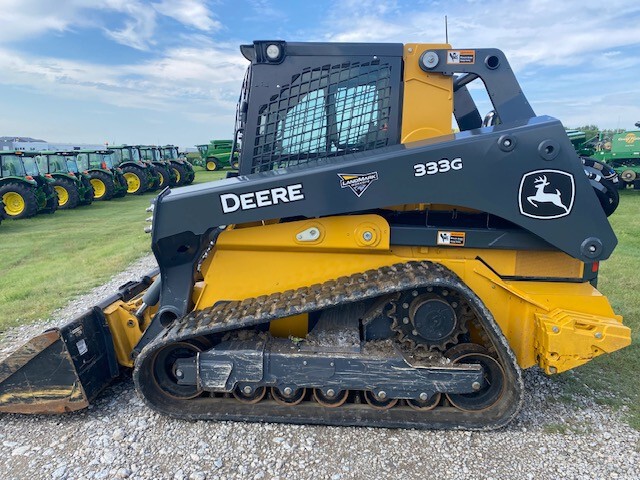 2023 John Deere 333G Image 2