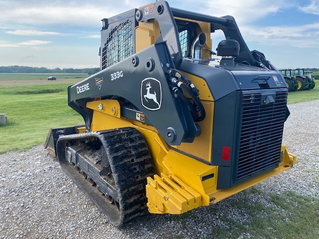 2023 John Deere 333G Image 4